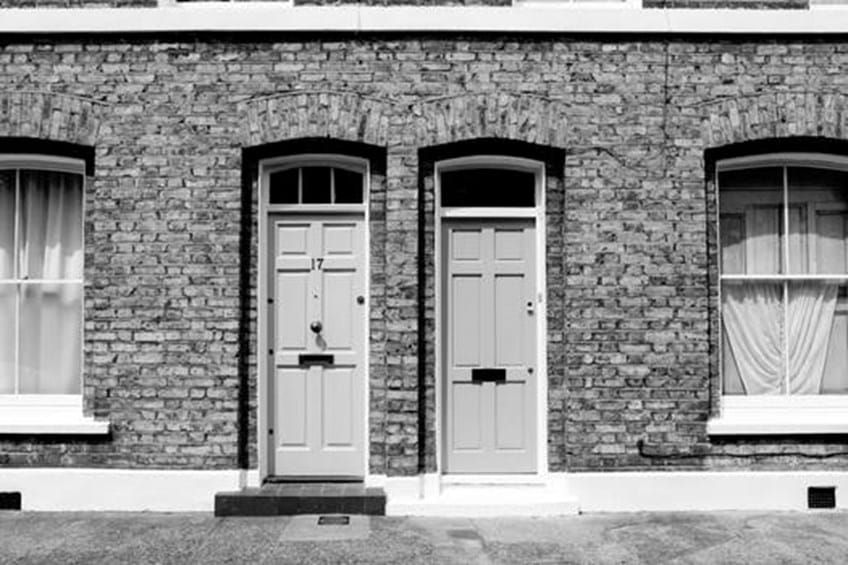 Invaluable Information When Buying a House image